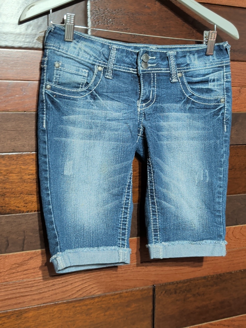 Reign Women's Distressed Blue Skinny Shorts